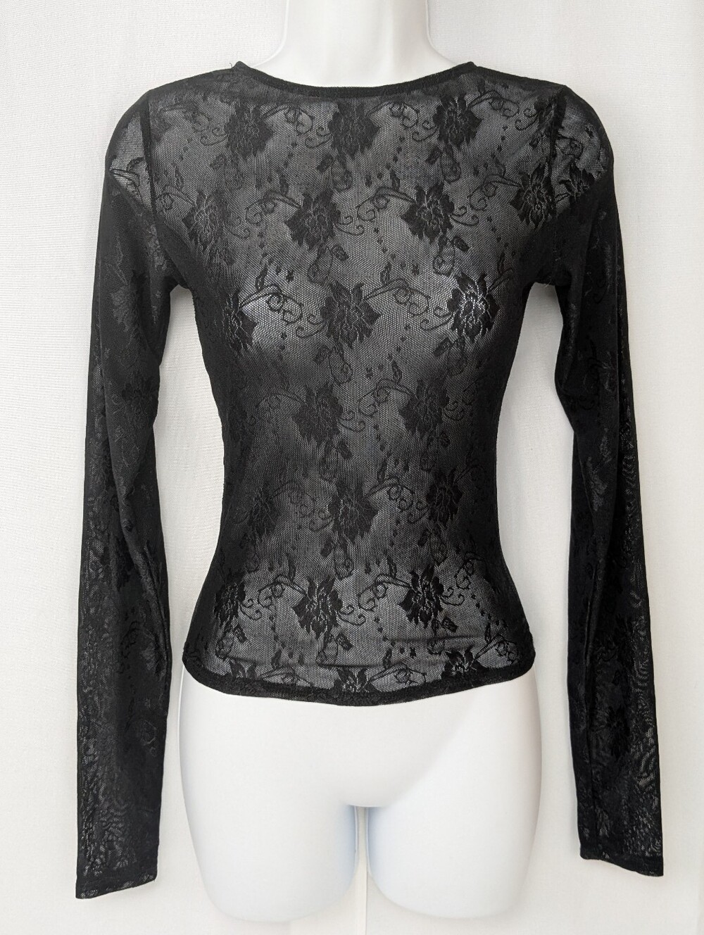 Outcast Sheer Lace Floral Mesh Long Sleeve Black Top Size Small Goth Festival